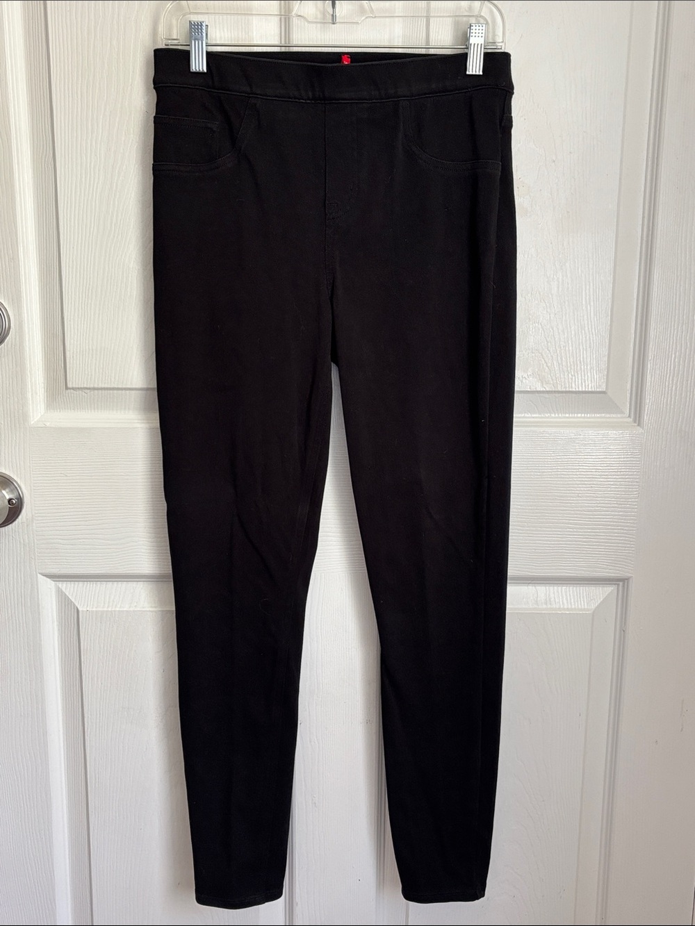 SPANX Black Womens Stretch Skinny Jeans Pants size Medium Back pockets Shapewear